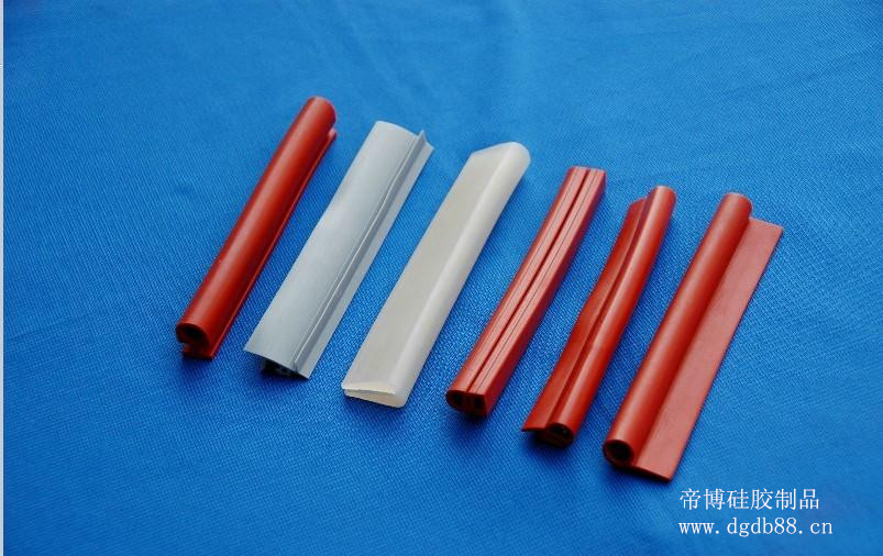 矽橡(xiàng)膠(jiāo)條2.jpg
